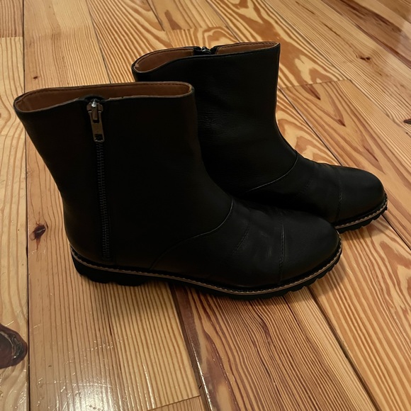 L’Amour Des Pieds Boots - Picture 1 of 5